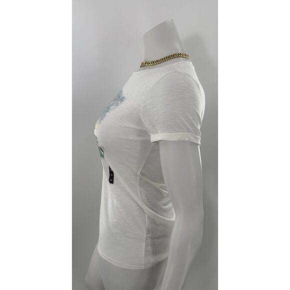 NWT Torrid Daydreamer Photo Roll Cuff Tee Size 00. Graphic Tee - Picture 3 of 5